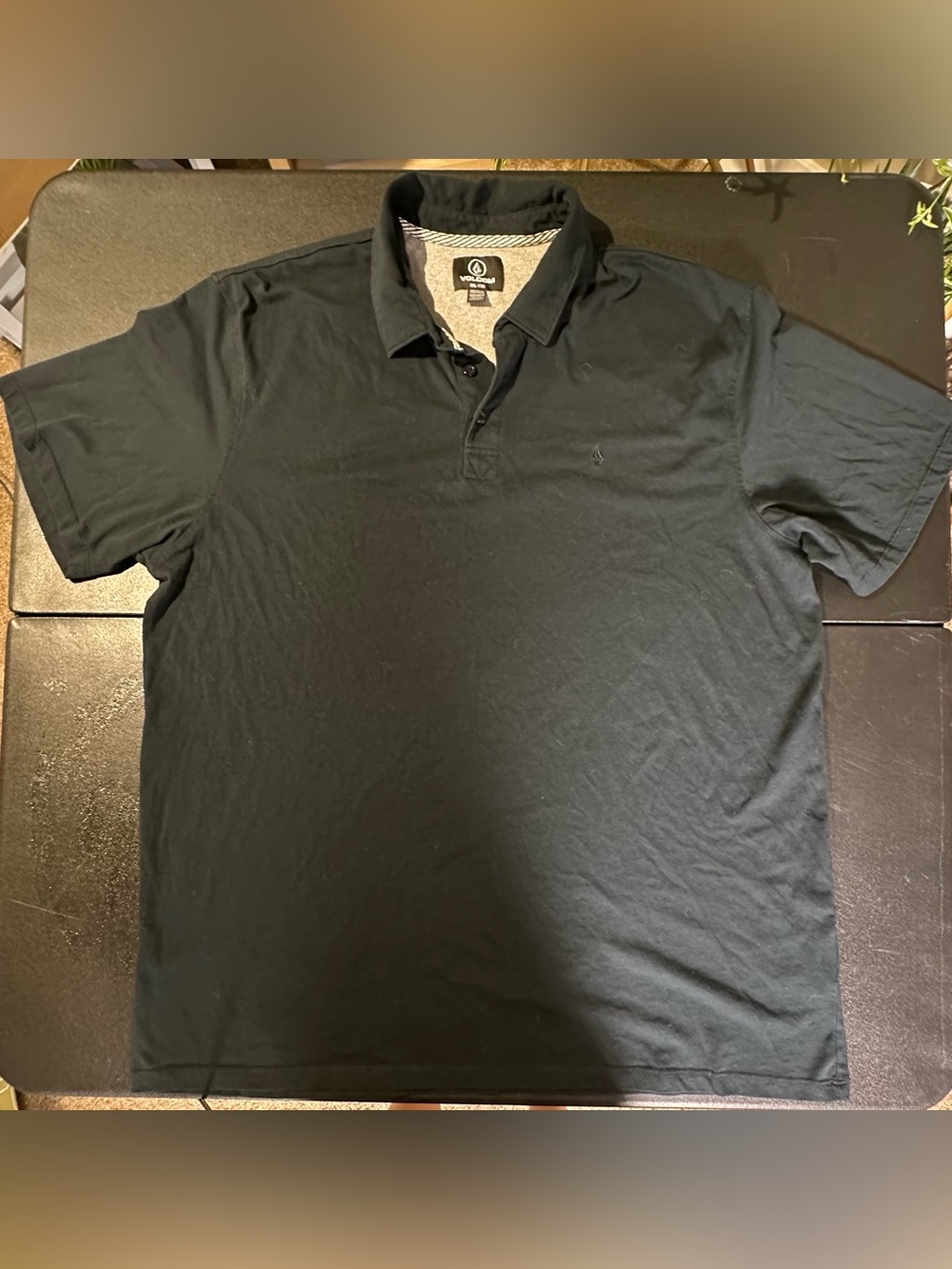 Volcom Men’s Black Polo size 2XL